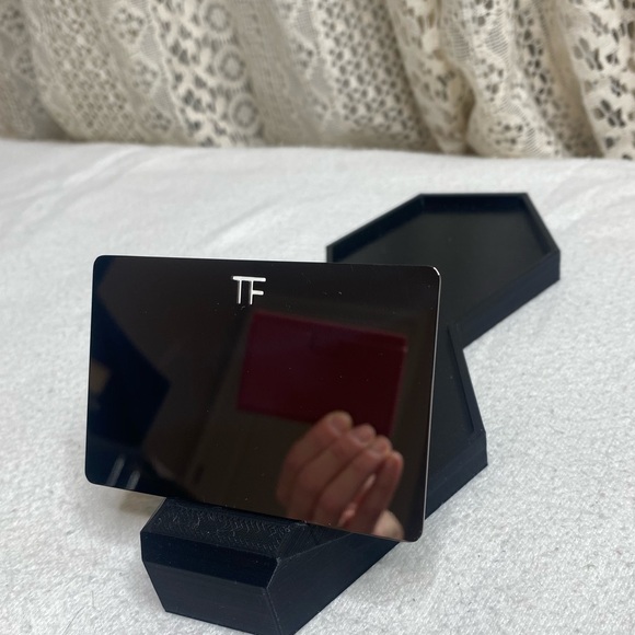 Tom Ford Slot Mirror - Picture 4 of 5